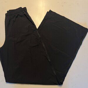 Alo Breezy Wide Leg Pants